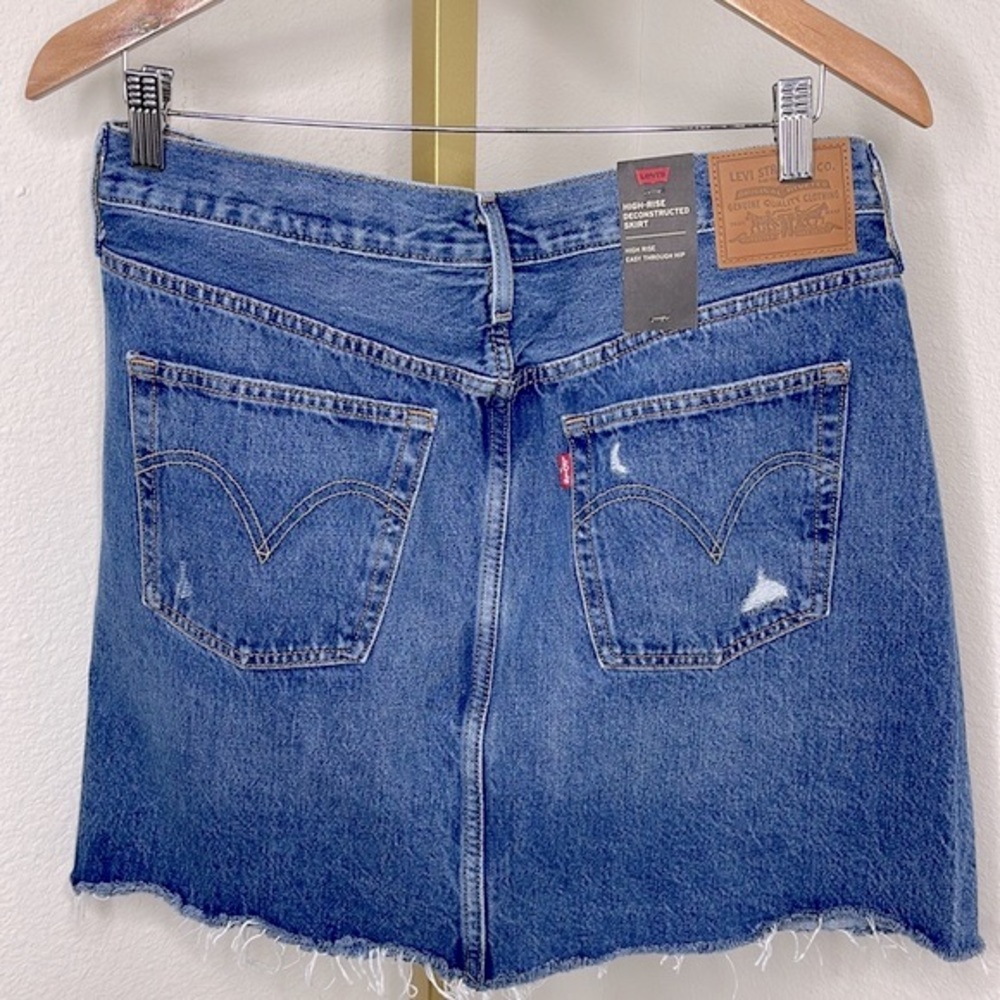 Levi’s Premium High-Rise Deconstructed Mini Skirt - Picture 4 of 9